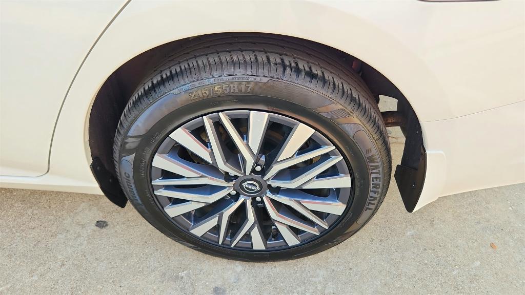 used 2024 Nissan Altima car, priced at $18,095