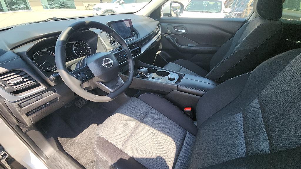 used 2025 Nissan Rogue car, priced at $26,995