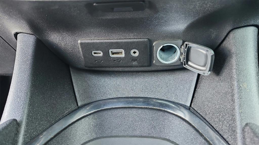 used 2024 Chevrolet Malibu car, priced at $17,895