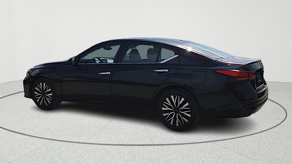 used 2024 Nissan Altima car, priced at $18,095