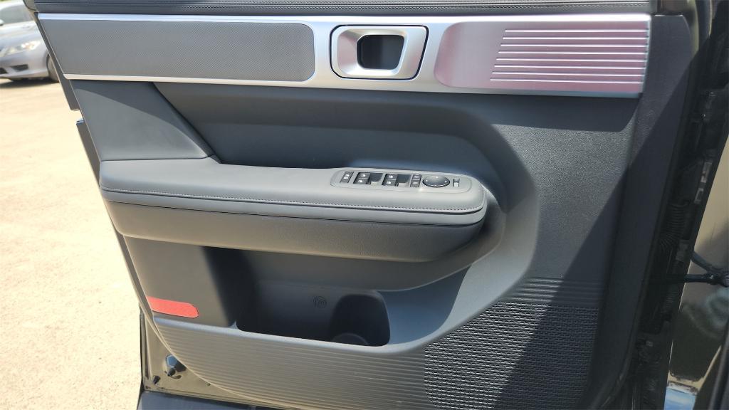 new 2025 Hyundai Santa Fe car, priced at $39,369