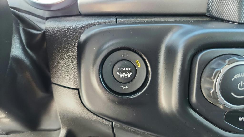 used 2023 Jeep Gladiator car, priced at $27,195