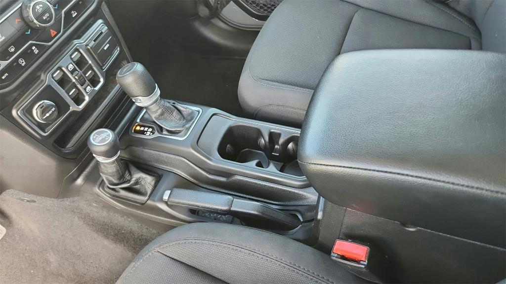 used 2023 Jeep Gladiator car, priced at $27,195