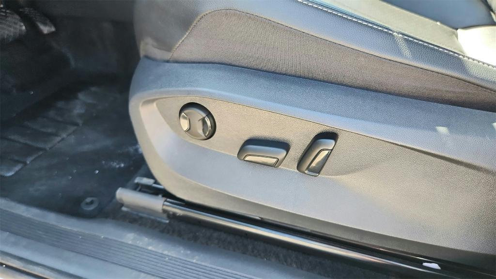 used 2024 Volkswagen Tiguan car, priced at $22,955