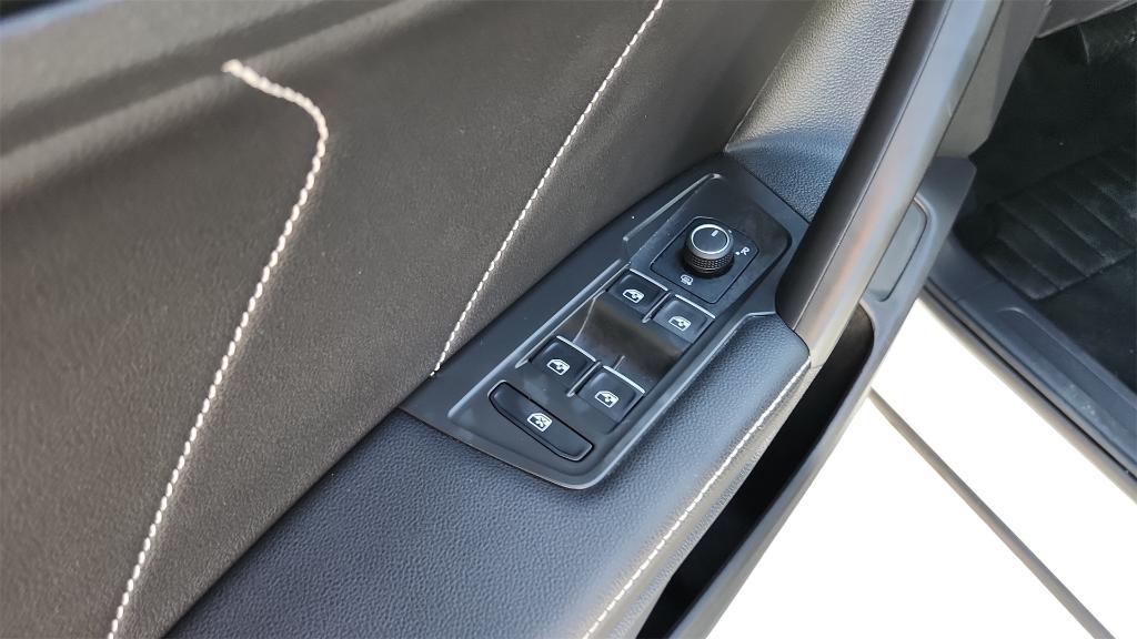 used 2024 Volkswagen Tiguan car, priced at $22,955