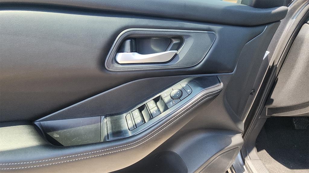 used 2025 Nissan Rogue car, priced at $24,995