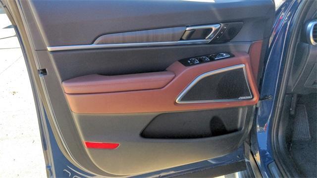 used 2023 Kia Telluride car, priced at $43,700