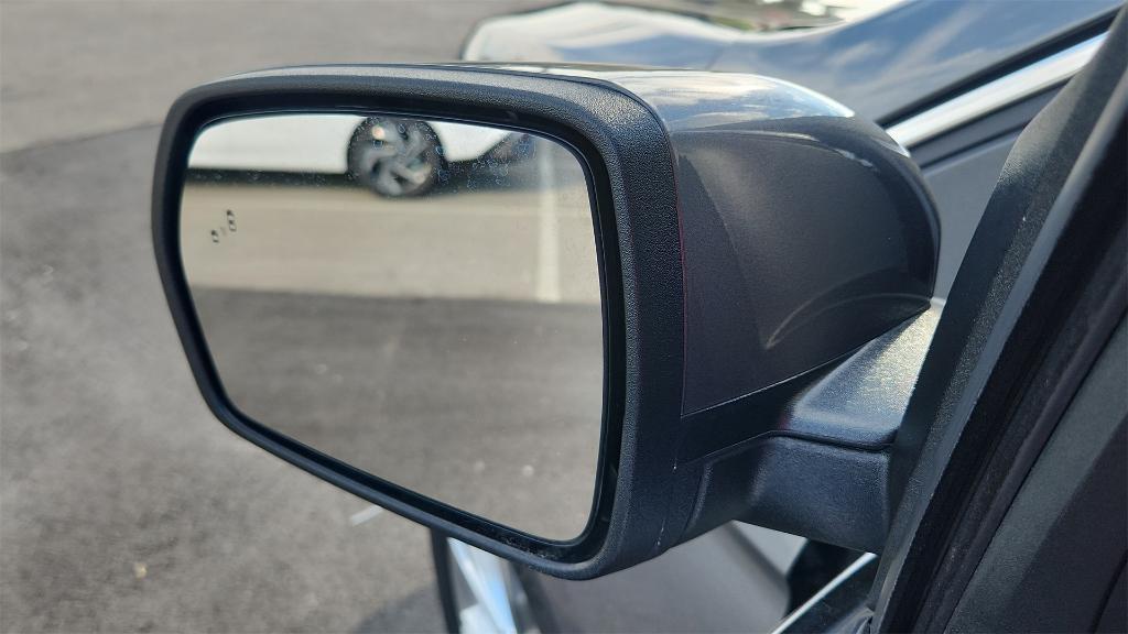 used 2024 Ford Edge car, priced at $26,995