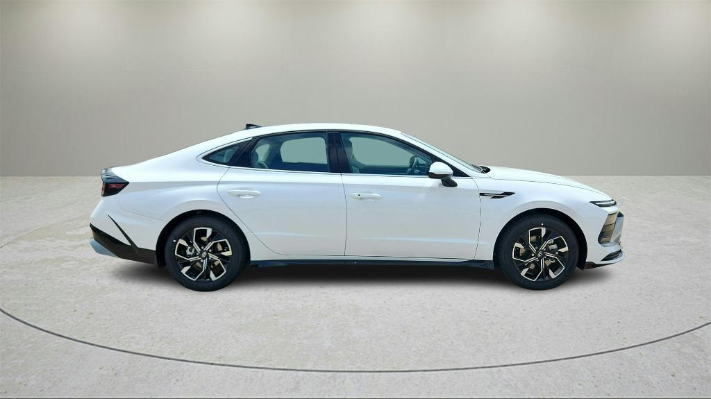 new 2026 Hyundai Sonata car, priced at $31,505
