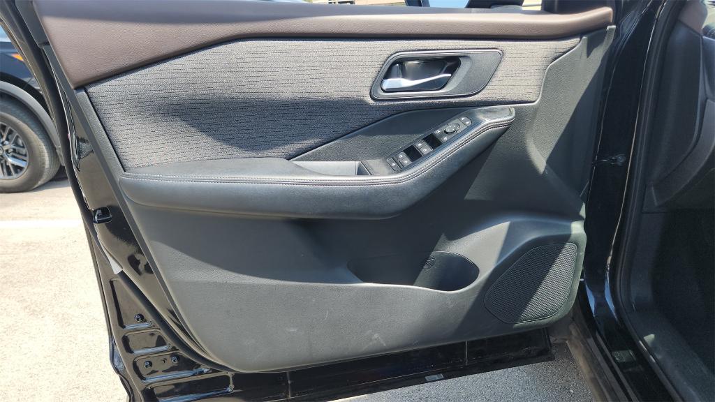 used 2023 Nissan Rogue car, priced at $23,250