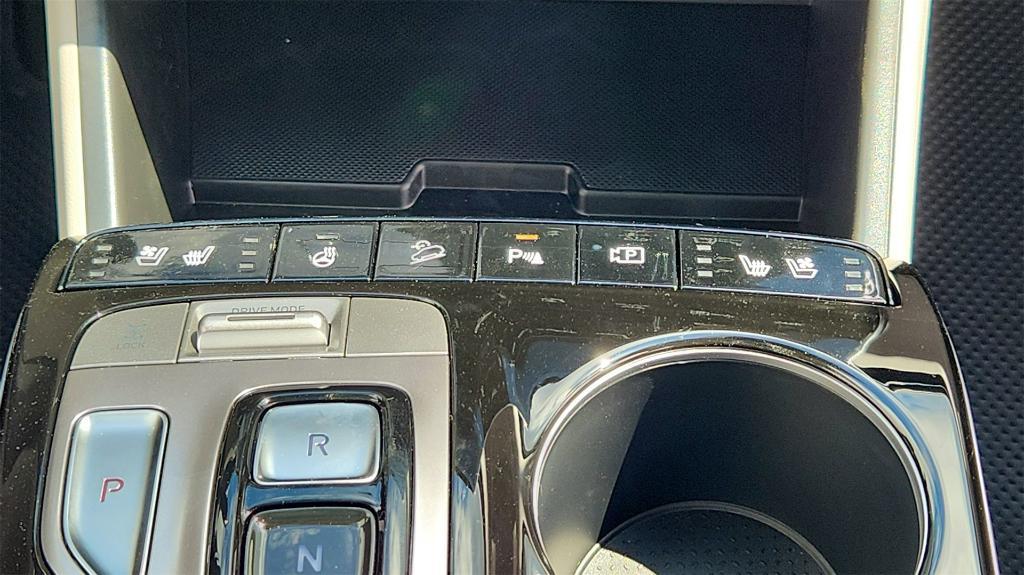 used 2024 Hyundai TUCSON Hybrid car, priced at $33,150