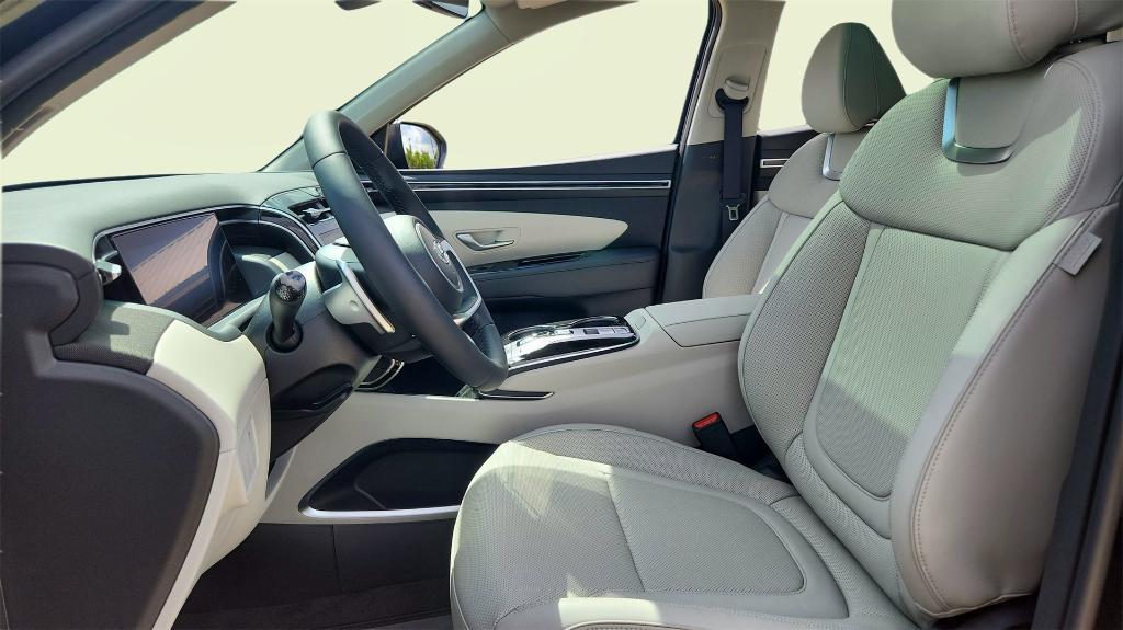 used 2024 Hyundai TUCSON Hybrid car, priced at $33,150