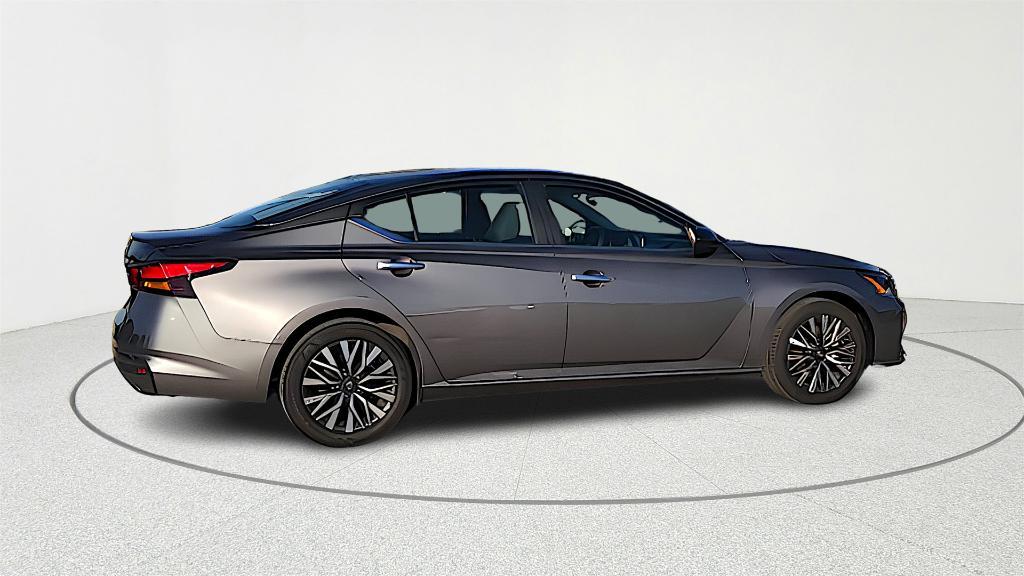 used 2024 Nissan Altima car, priced at $18,395
