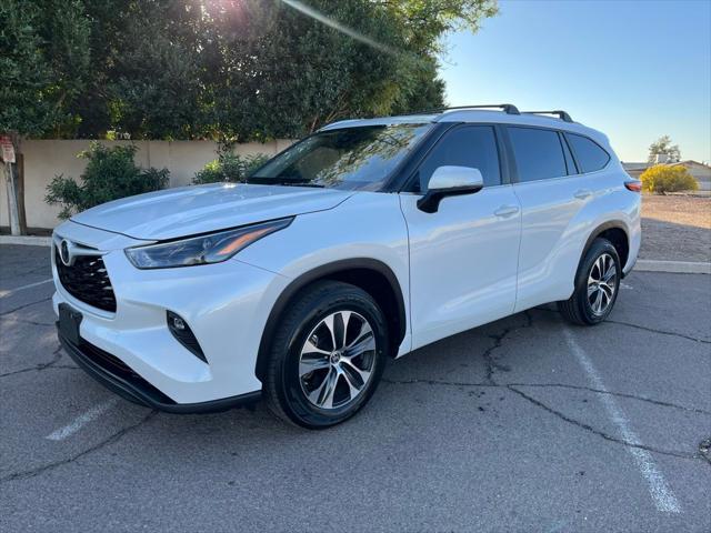 used 2023 Toyota Highlander car, priced at $35,990