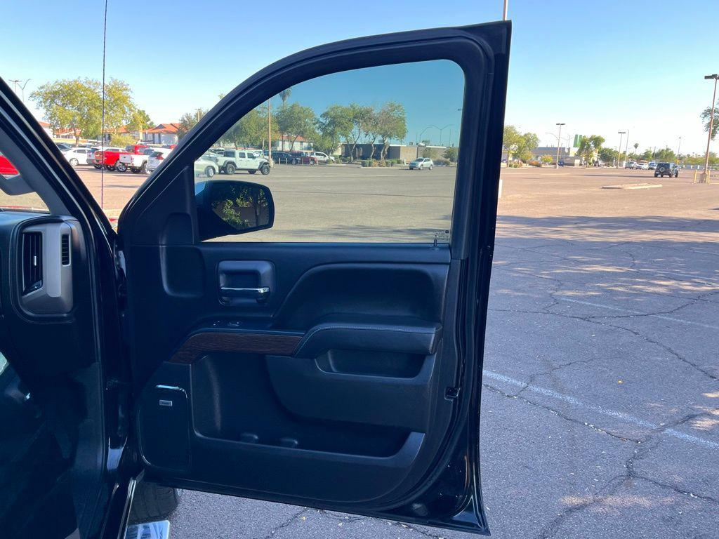 used 2017 GMC Sierra 1500 car, priced at $27,995