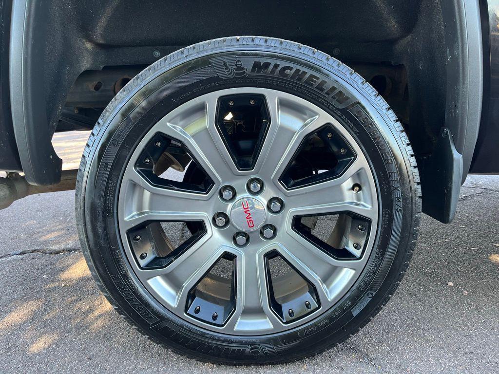 used 2017 GMC Sierra 1500 car, priced at $27,995