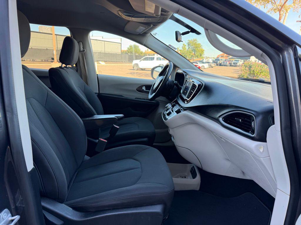 used 2019 Chrysler Pacifica car, priced at $21,900