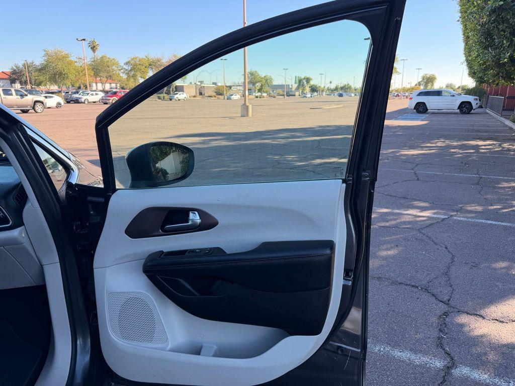 used 2019 Chrysler Pacifica car, priced at $21,900