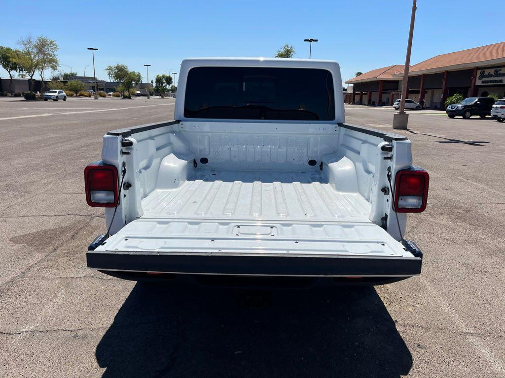 used 2022 Jeep Gladiator car, priced at $37,995
