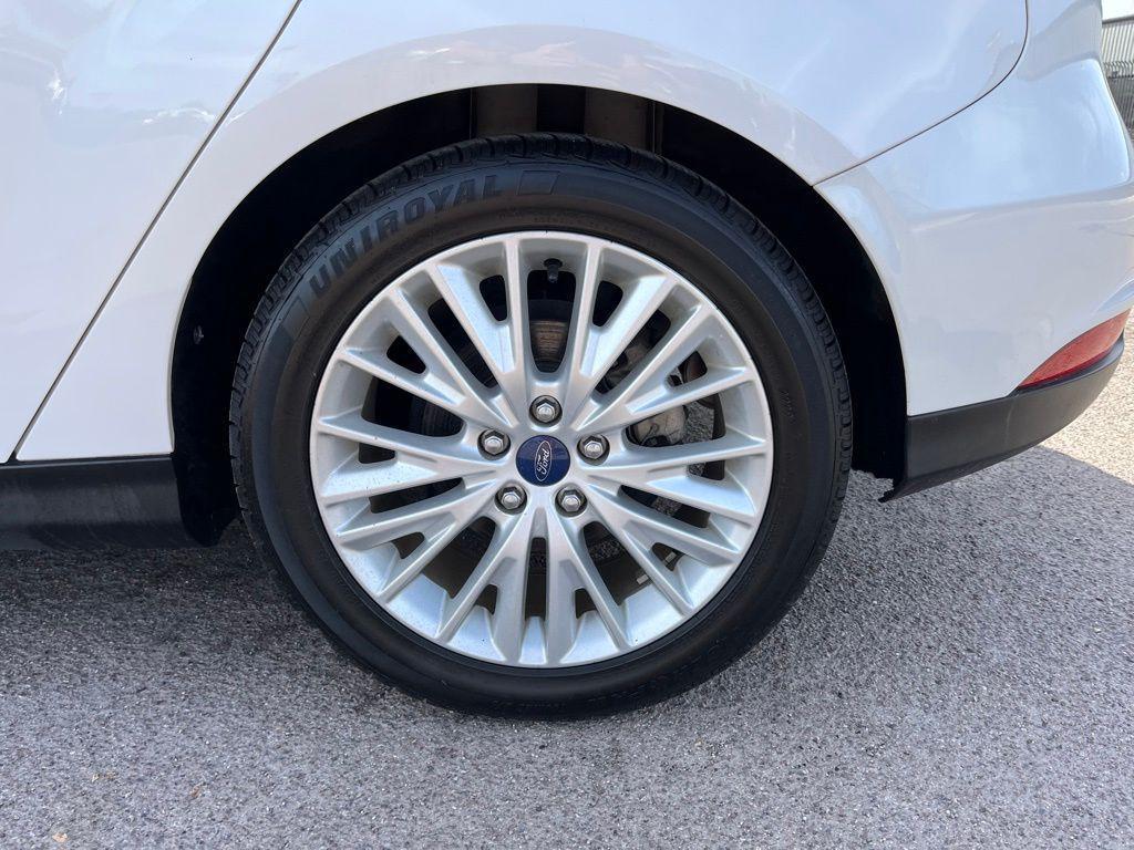 used 2015 Ford Focus car, priced at $11,900