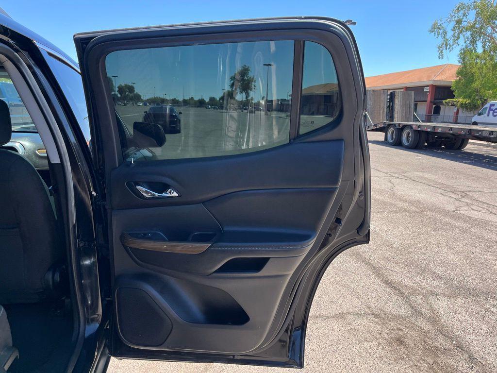 used 2019 GMC Acadia car, priced at $13,500