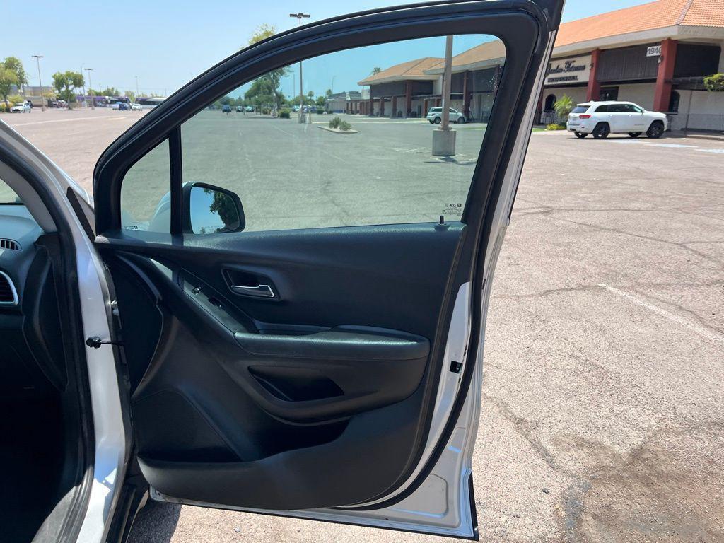 used 2018 Chevrolet Trax car, priced at $15,900