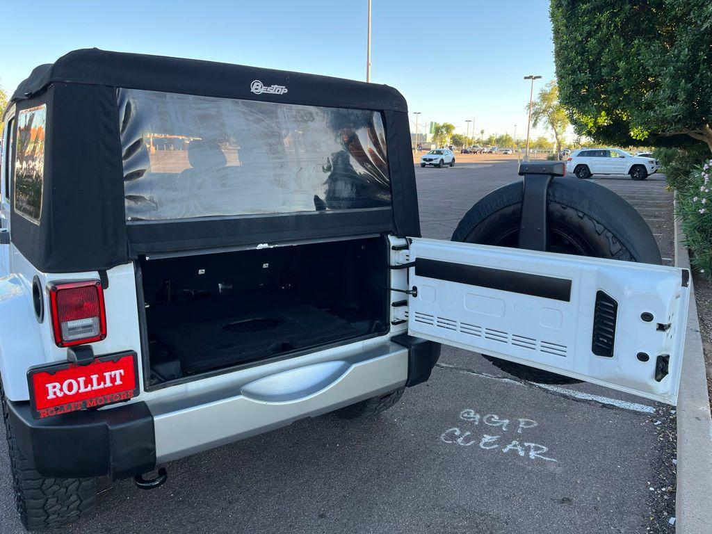 used 2017 Jeep Wrangler Unlimited car, priced at $21,900