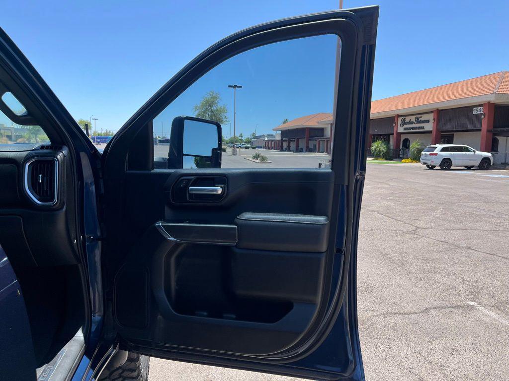 used 2022 GMC Sierra 2500 car, priced at $58,500