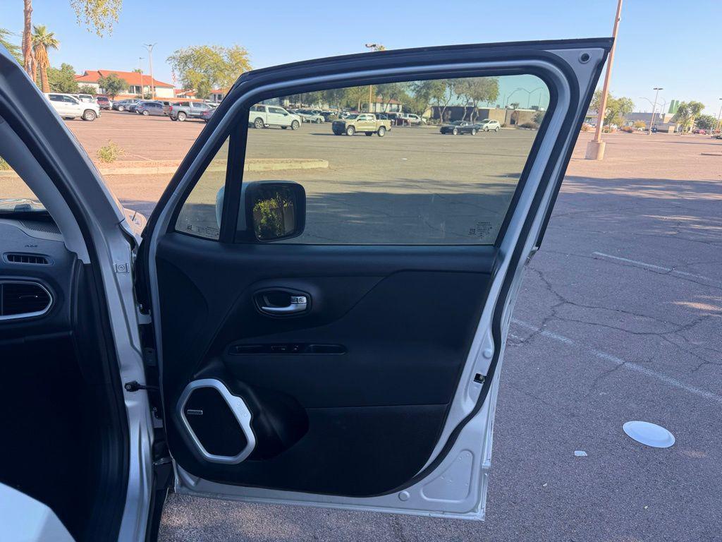 used 2021 Jeep Renegade car, priced at $17,995