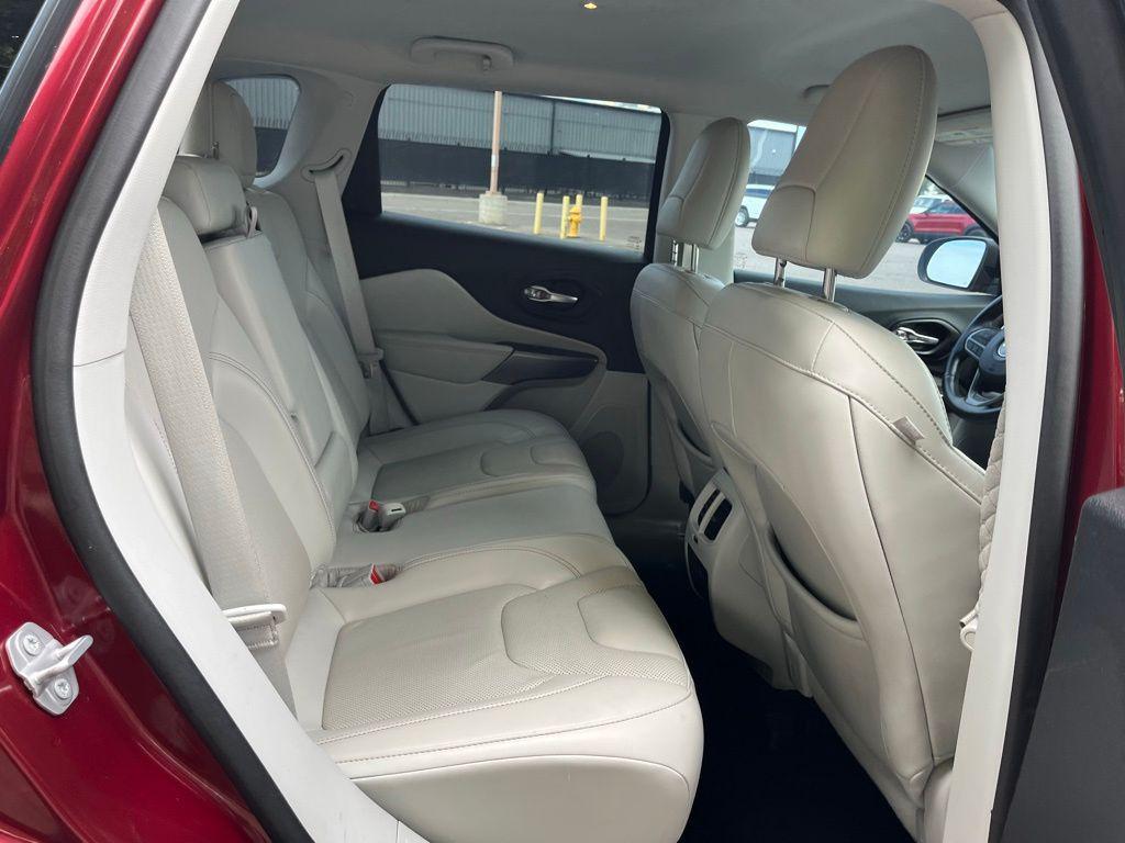 used 2021 Jeep Cherokee car, priced at $18,900