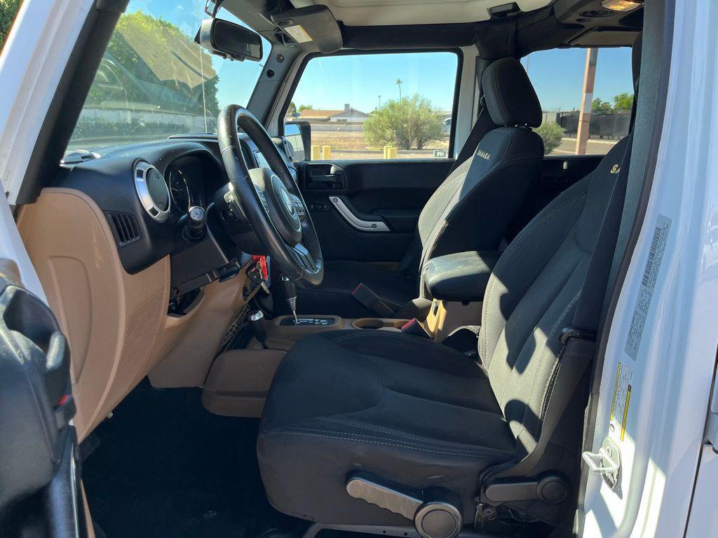 used 2015 Jeep Wrangler Unlimited car, priced at $20,900