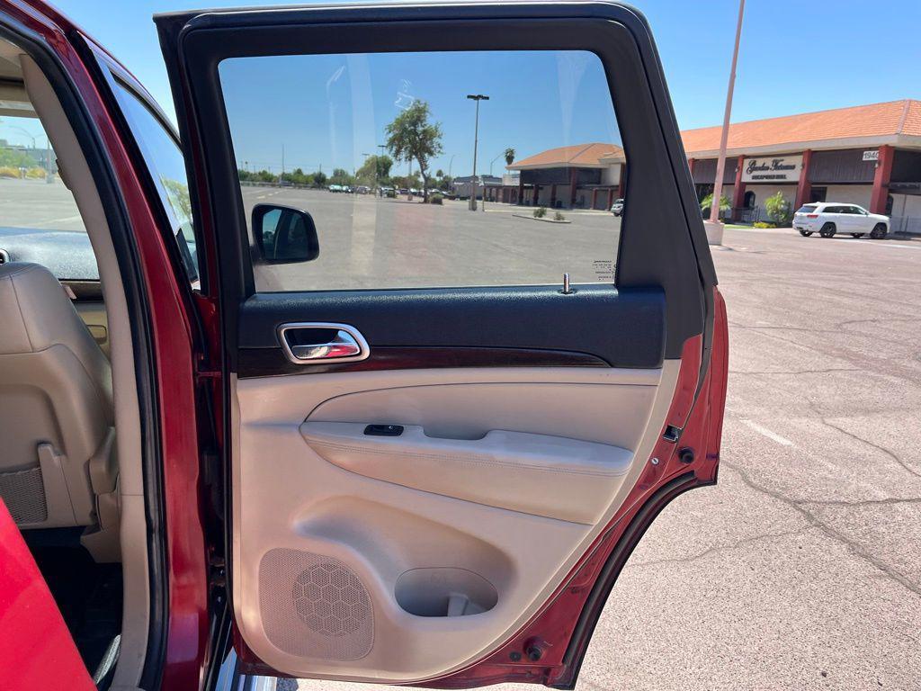 used 2014 Jeep Grand Cherokee car, priced at $13,990