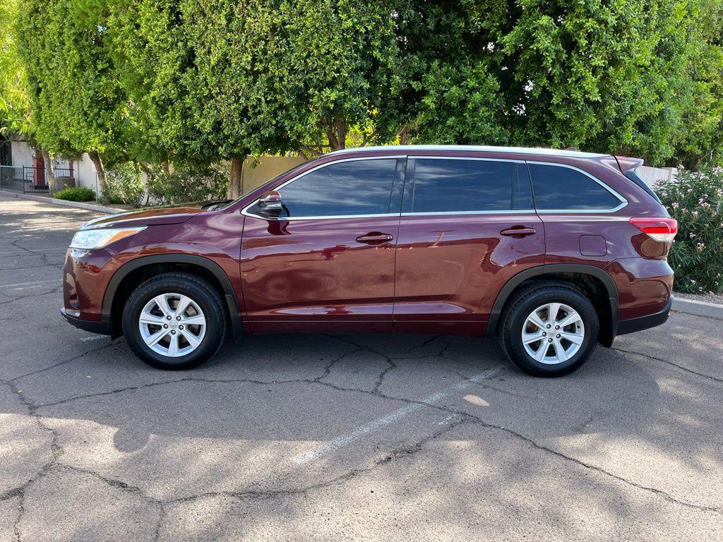 used 2017 Toyota Highlander car, priced at $25,900