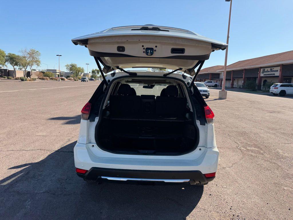 used 2020 Nissan Rogue car, priced at $17,995