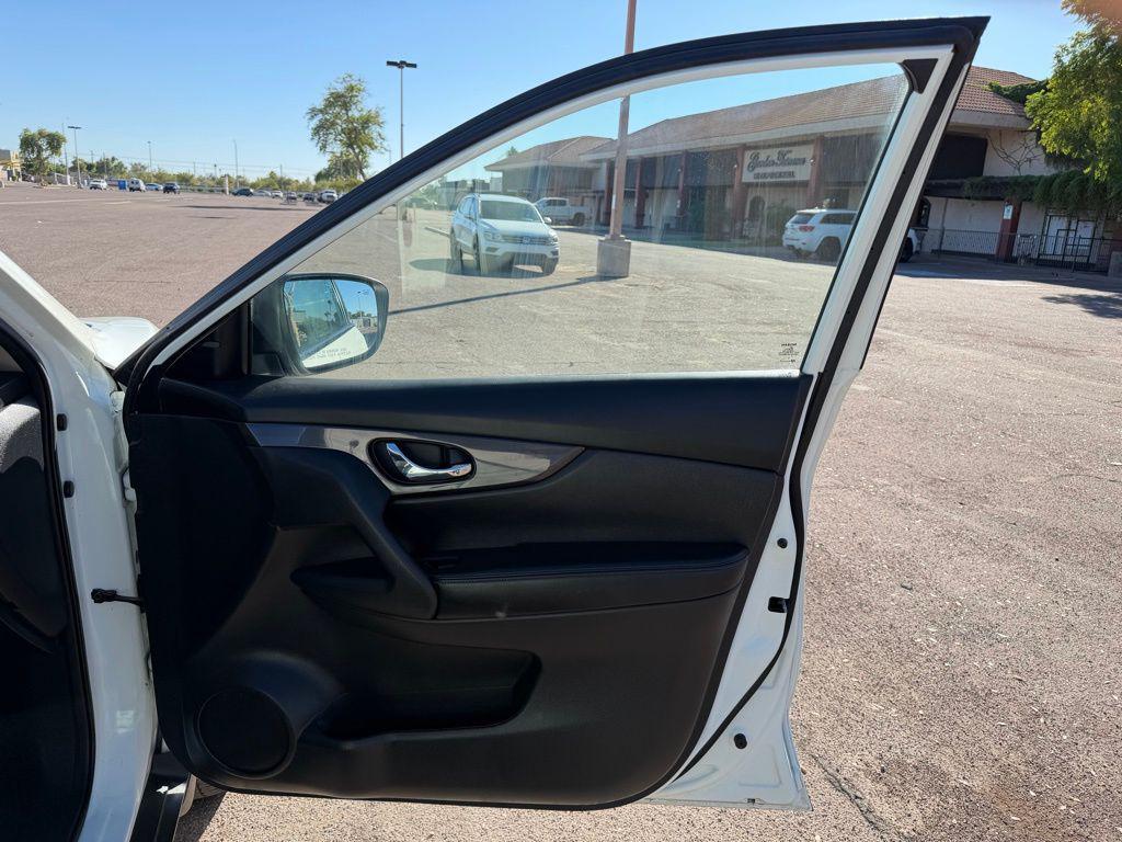 used 2020 Nissan Rogue car, priced at $17,995