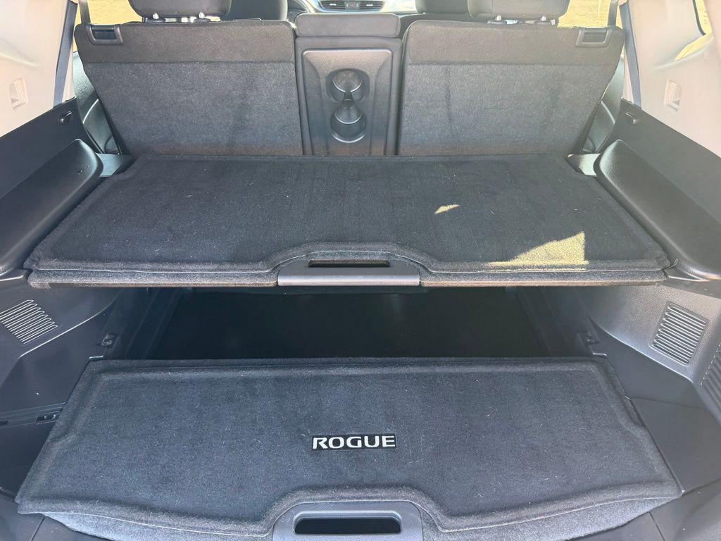used 2020 Nissan Rogue car, priced at $17,995