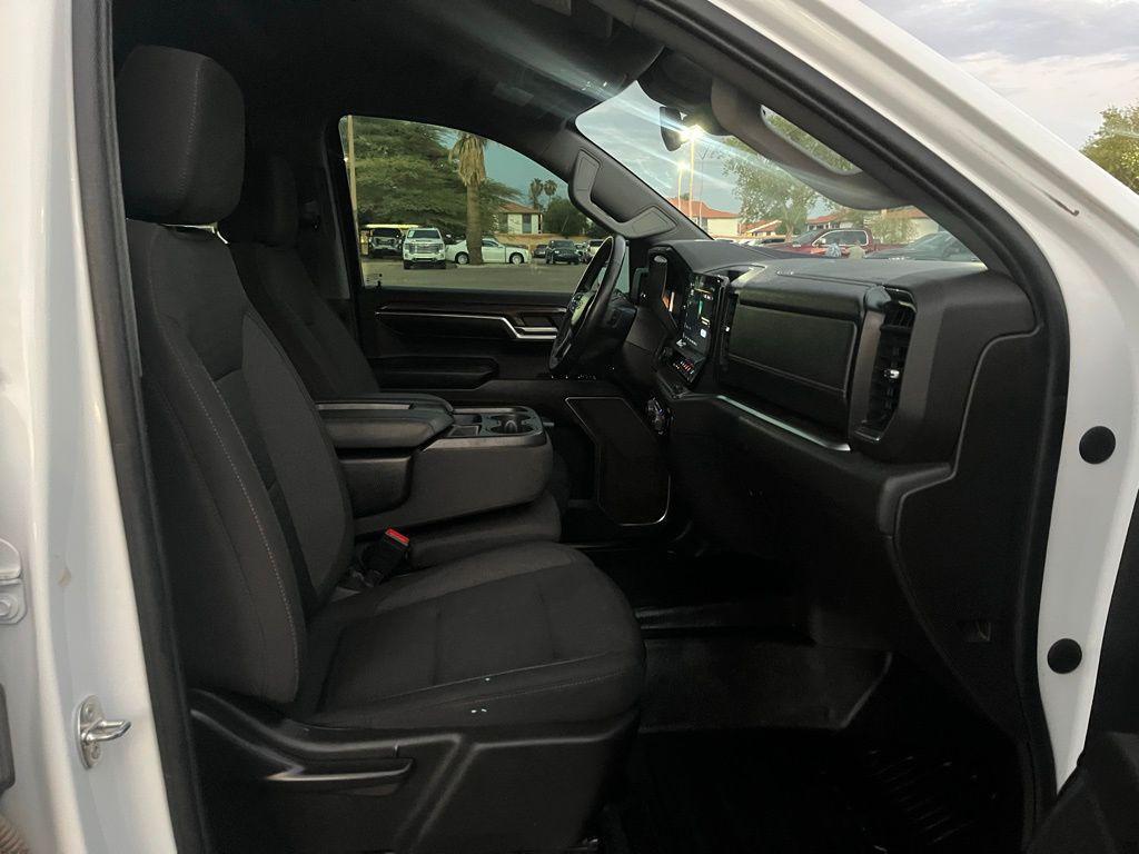 used 2023 Chevrolet Silverado 1500 car, priced at $32,900