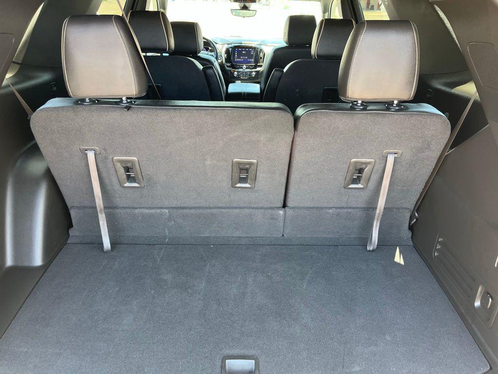 used 2023 Chevrolet Traverse car, priced at $33,995