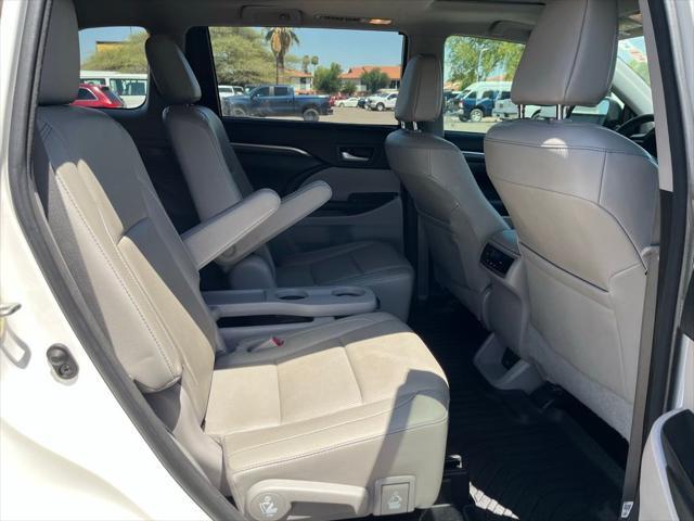 used 2017 Toyota Highlander car, priced at $22,995