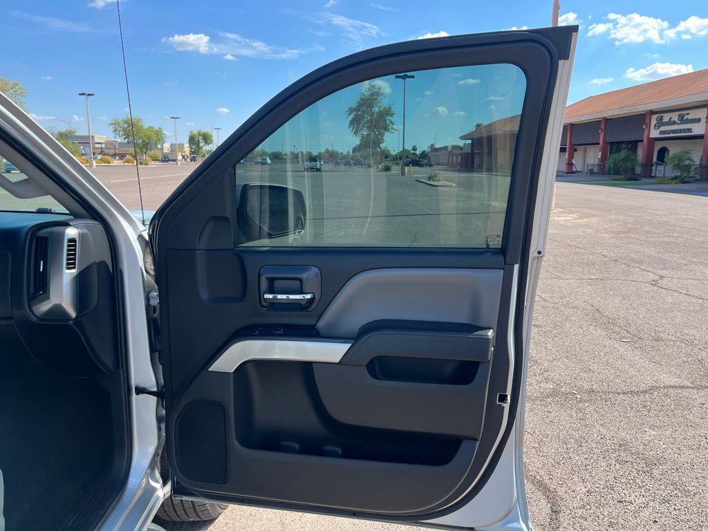 used 2015 Chevrolet Silverado 1500 car, priced at $18,490