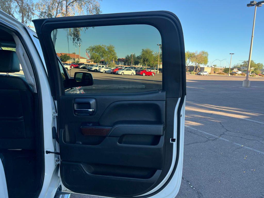 used 2017 GMC Sierra 1500 car, priced at $31,900