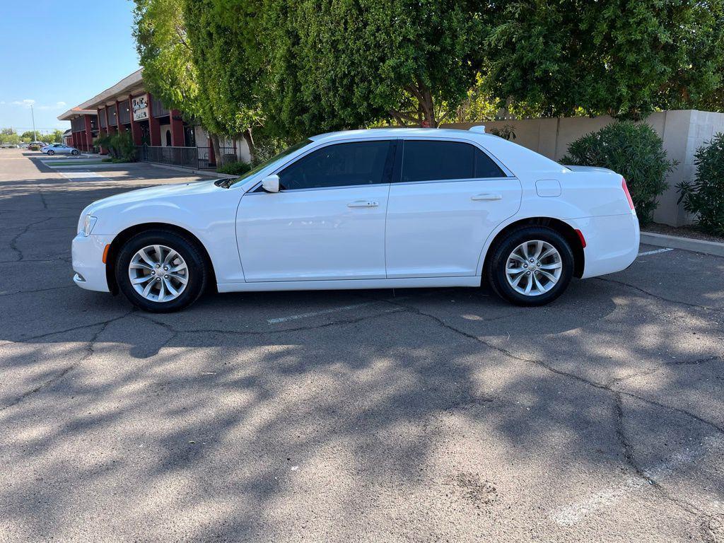 used 2022 Chrysler 300 car, priced at $25,475