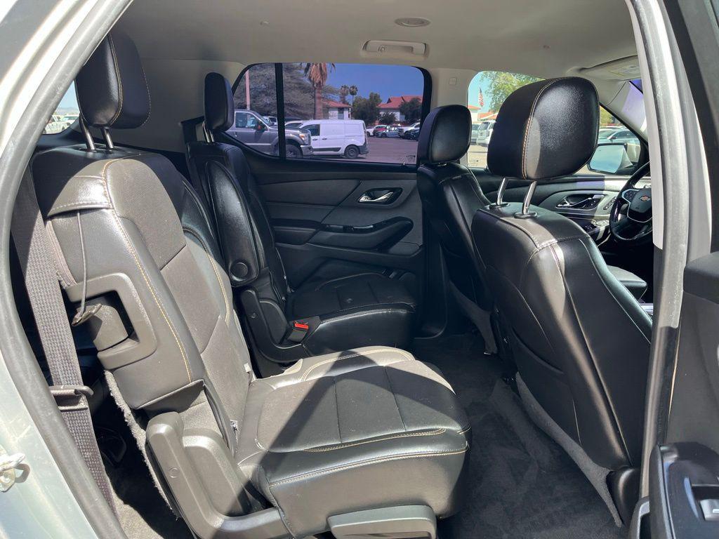 used 2018 Chevrolet Traverse car, priced at $15,500