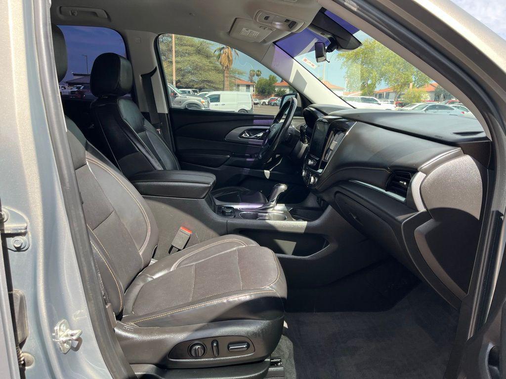 used 2018 Chevrolet Traverse car, priced at $15,500