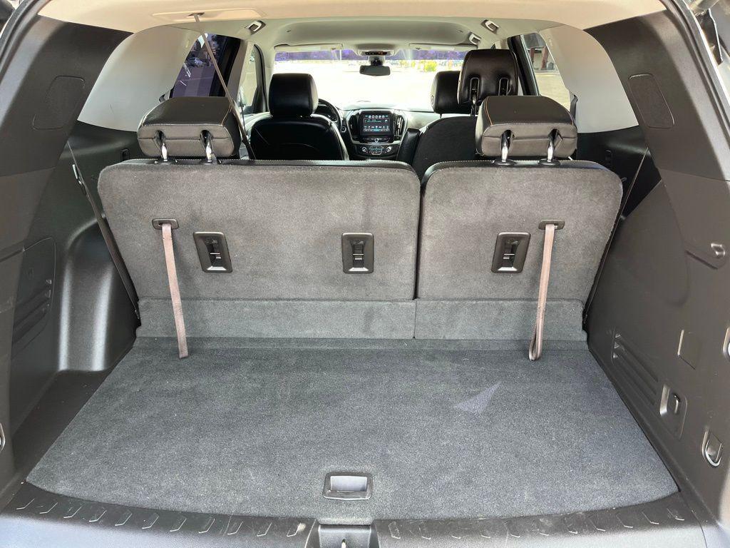 used 2018 Chevrolet Traverse car, priced at $15,500