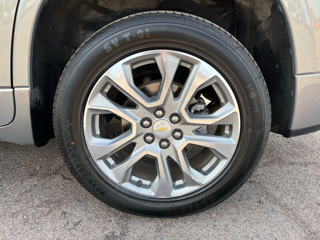 used 2018 Chevrolet Traverse car, priced at $15,500