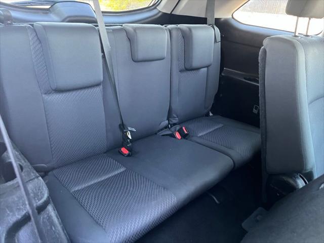 used 2019 Toyota Highlander car, priced at $25,995