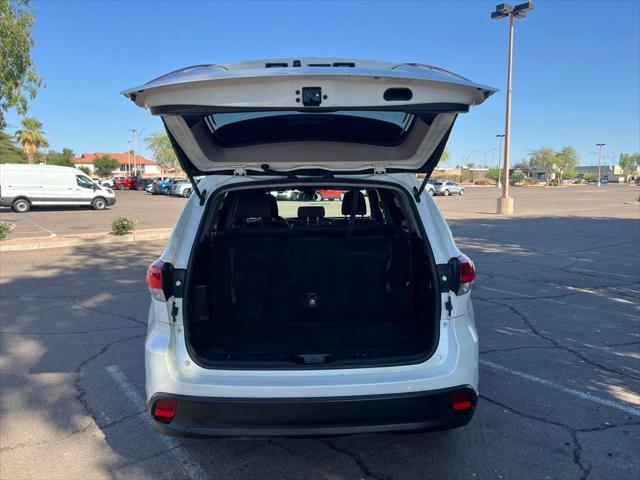 used 2019 Toyota Highlander car, priced at $25,995