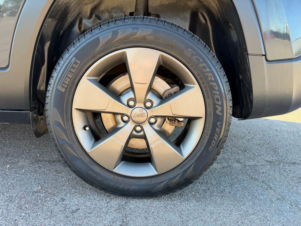 used 2017 Jeep Cherokee car, priced at $15,500