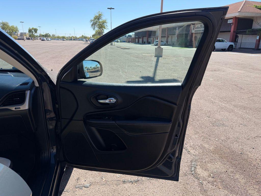 used 2017 Jeep Cherokee car, priced at $15,500